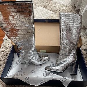 Scoop Silver Boots. Knee high! Size 8 
Like new!!!